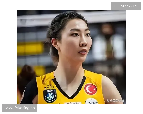 袁心玥比赛间隙居然泡澡到满脸通红，正常人能做到？